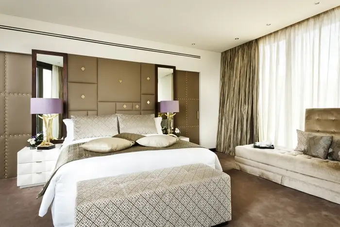 Bedroom drapery system at the Al Faisaliah Hotel – built by BTX.