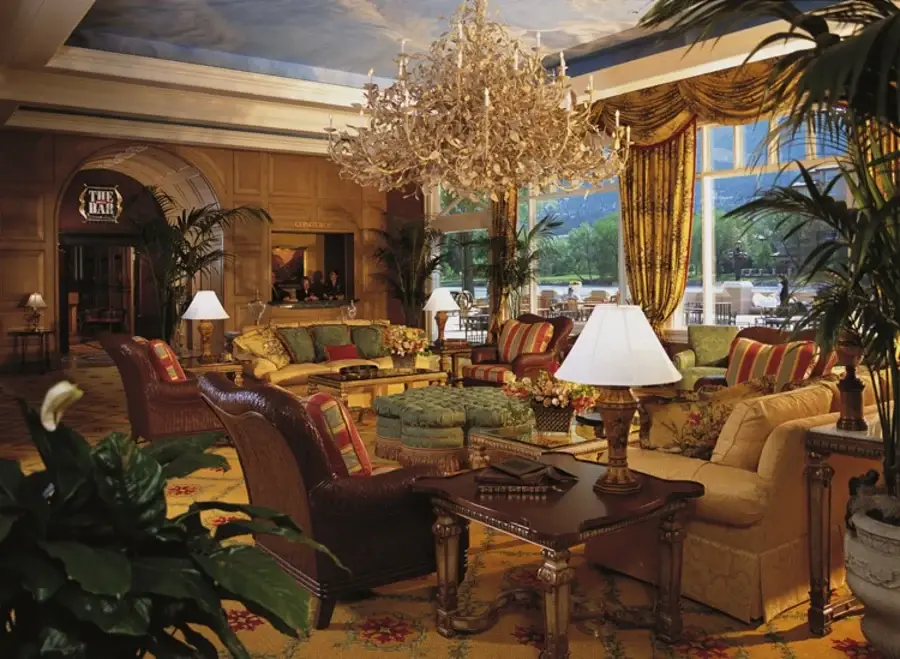 Room at the Colorado Hotel with elaborate custom drapery provided by BTX.